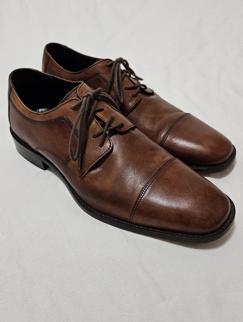 Johnston & Murphy Men’s 9.5 Brown Leather Cap Toe Dress Shoes